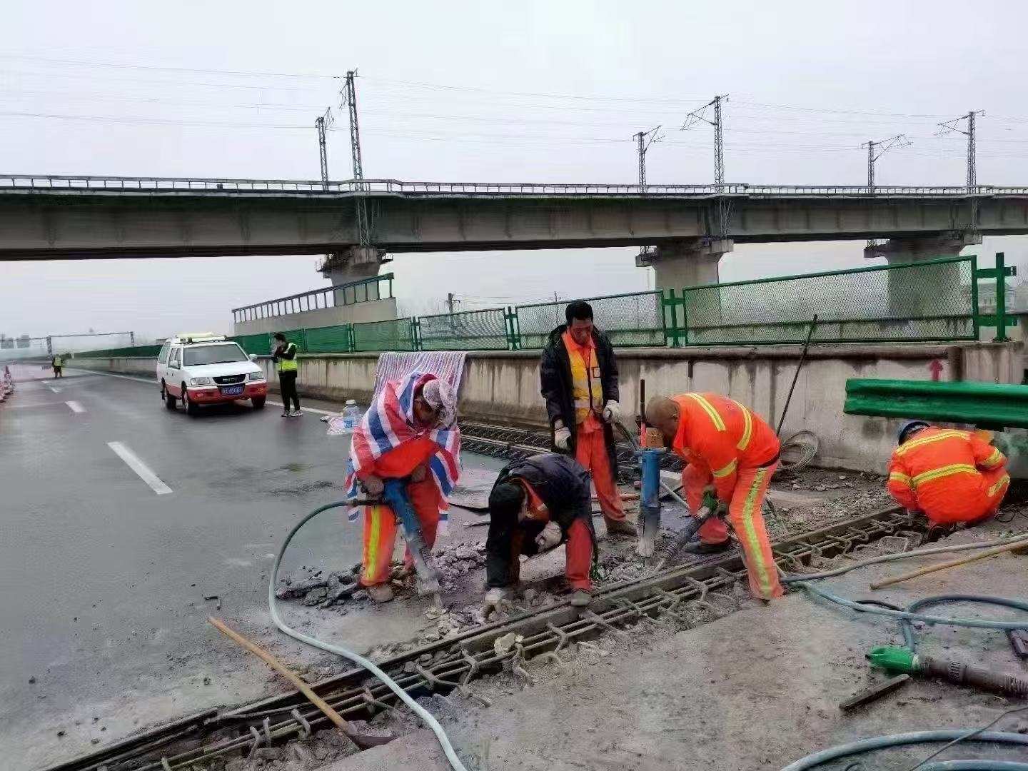 龙泉驿桥梁伸缩缝抢修料